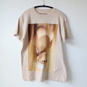 Ariana Grande Sweetener T Shirt, Size Medium